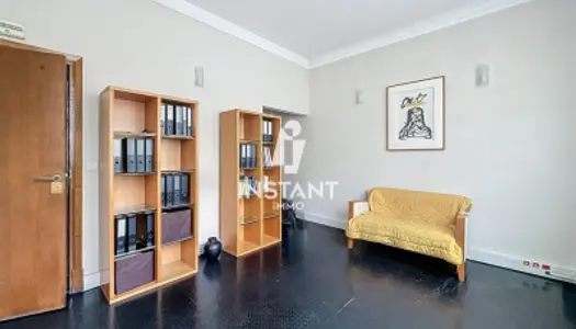 Appartement 7 pièces 236 m² 