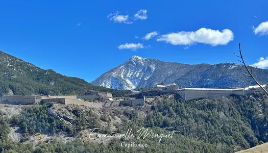 Dpt Hautes Alpes (05), à vendre BRIANCON - Terrain constructible de 398,00 m²