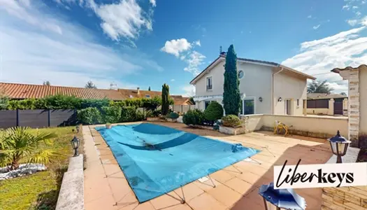 Maison individuelle 6 pièces de 250m² | Piscine et studio indépendant | Craponne