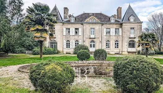 Château 21 pièces 640 m²