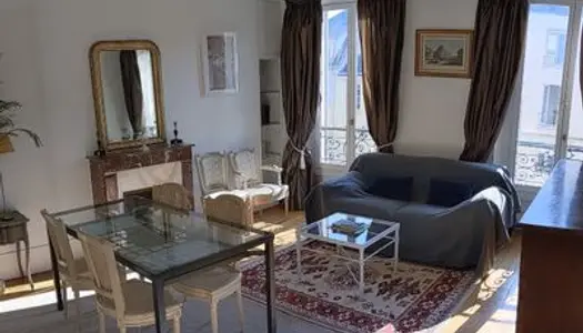 Loue T3 meublé, centre Versailles (78) - 52m² 