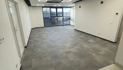 Bureau - loft 50 m2 - bail commercial
