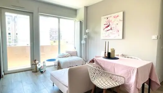 Sublime appartement d'architecte T2 bis proche douane 