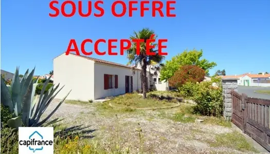 Dpt Charente Maritime (17), à vendre SAINT PIERRE D'OLERON  Maison T9 de 226m2 369250  
