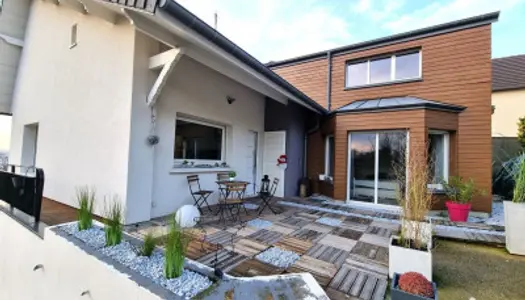 Maison 9 pièces 215 m² 