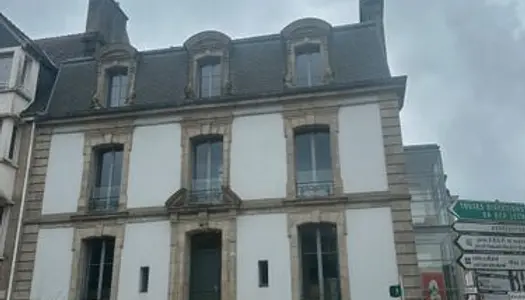 Bureau à louer - 950 par mois - Centre-Ville de Quimper 