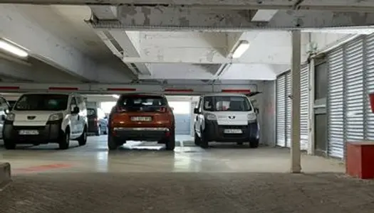 Parking couvert