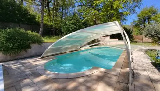 Maison 225 m², 5 ch, piscine, + s/sol total/Garage 3 VL
