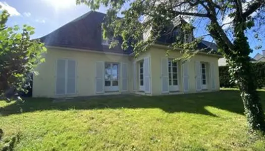 Maison 8 pièces 177 m² 