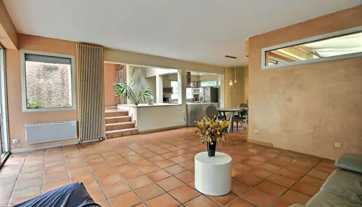 A vendre immeuble de charme au centre ville de Capbreton, 265 m2 