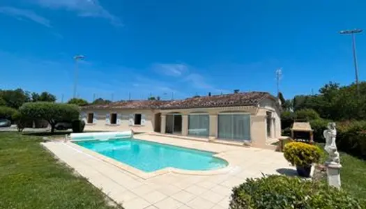 Villa plain-pied 160m² - Piscine - Garage - Jardin Clôturé 