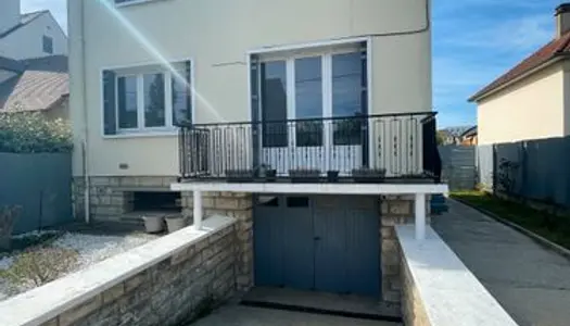 Jolie Maison Familiale à Vendre à Mantes-la-Ville (5 pièces) 