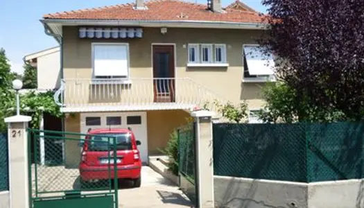 Loue Maison 5 pièces 85m² + jardin Villeurbanne (69) proche Université 