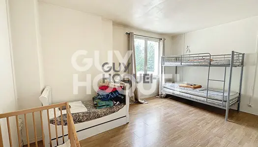 VENTE : appartement de 3 pièces (81 m²) à Fitz-james 