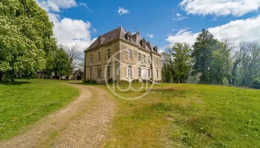 Château 12 pièces 400 m² 