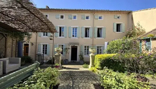 Maison 480 m²