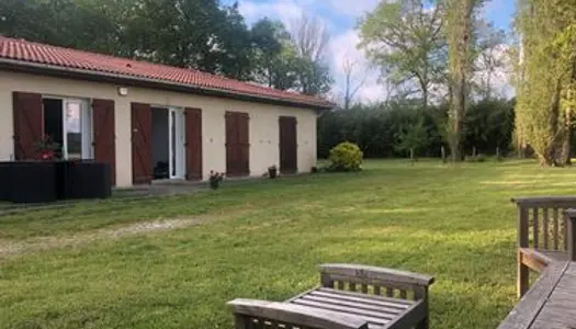 Maison avec 3000 m2 de terrain 