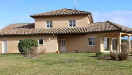 Feillens / villa 206 m² - ter rain1600m² - garage double