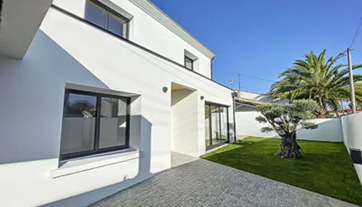 Maison La Rochelle 7 pièces 170 m² 