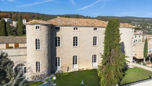 Château 20 pièces 639 m² 