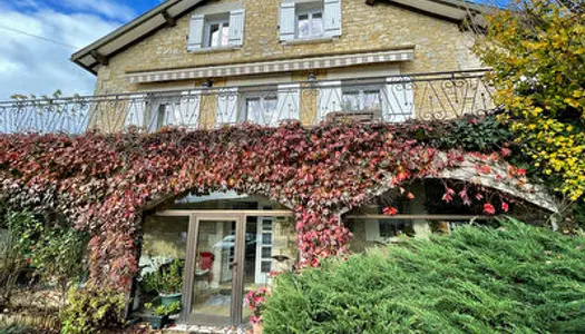 Charmante Maison avec Gite a vendre a Cubjac (Dordogne-24)
