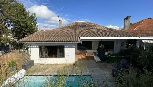 Maison 5 pièces 180 m²