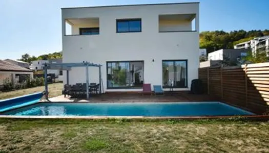 Maison 5 pièces (112 m²) avec piscine à Ceyrat