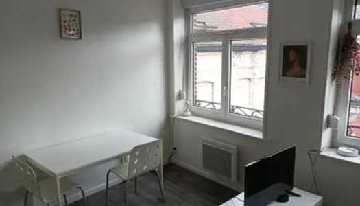 Studio 1 pièce 31 m² 