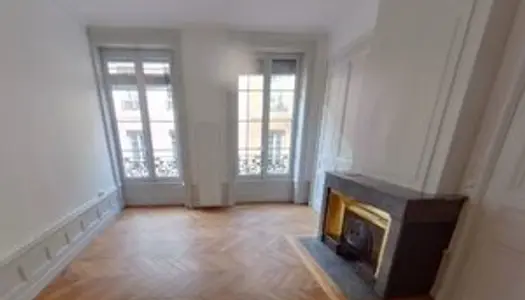 Appartement Location Lyon 2e Arrondissement 3p 70m² 1248€