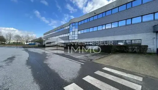 Location Entrepôt 14€776 m²