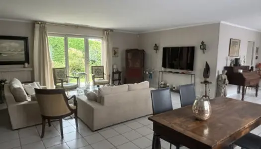 Maison 7 pièces 163 m² 