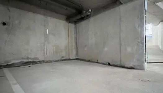 Loue parking en sous sous-sol 