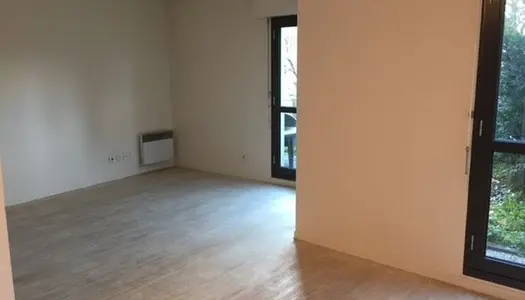 Studio 1 pièce 34 m² 