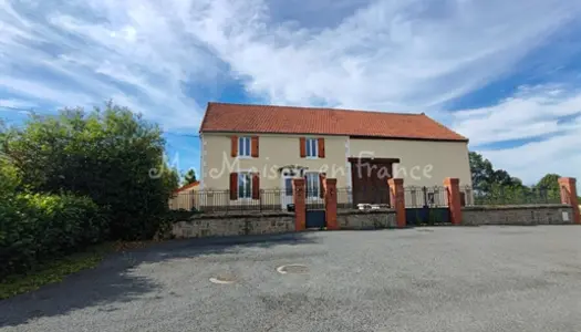 La Belle Maison et sa Piscine 