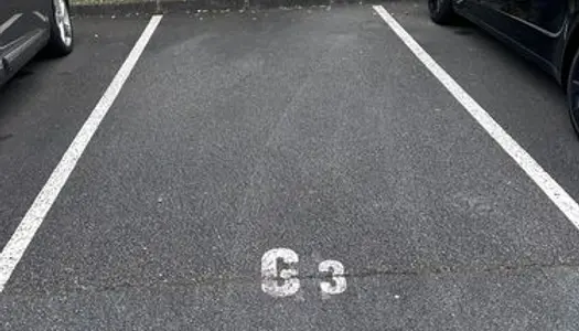 Place de Parking privé ️ près de Deauville