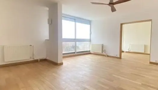 Vente appartement 5 pièces 119 m² Élancourt (78990)