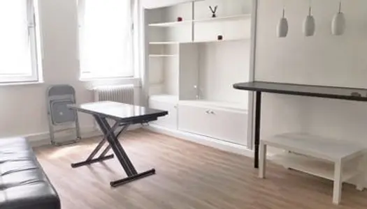 Palais-Royal Paris 1 - Grand studio 35m² meublé 