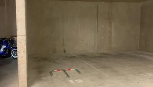 Place de parking garage souterrain cesson sevigne 