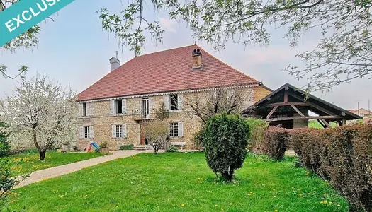 Maison 8 pièces 225 m² 