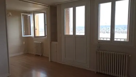 A louer appartement T3bis les Guineberts