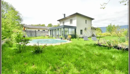 Dpt Haute Savoie (74), à vendre SAINT GERMAIN SUR RHONE Villa P6 de 140 m² avec PISCINE - Terrain 