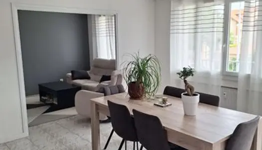 Location appartement meublé le Coteau 