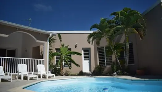 A saisir ! Villa de type F5 avec piscine