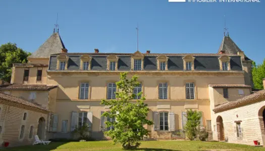 Château 22 pièces 500 m²