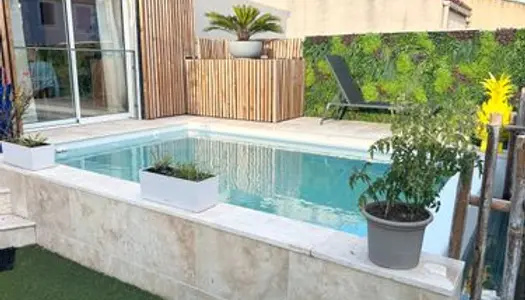 Villa P4 avec jardin et piscine 