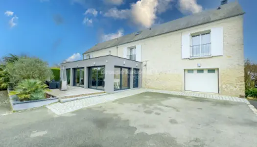 Maison 10 pièces 246 m²