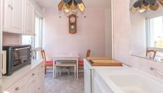 Appartement de 5 pièces principales 