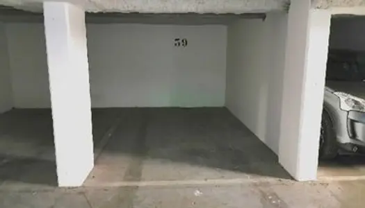 Place de parking souterrain
