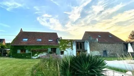 Fermette avec granges, terrain et piscine en Haute Vienne