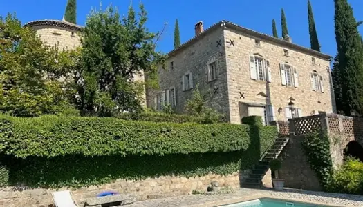 Aubenas - Château inscrit Ismh avec vue panoramique 